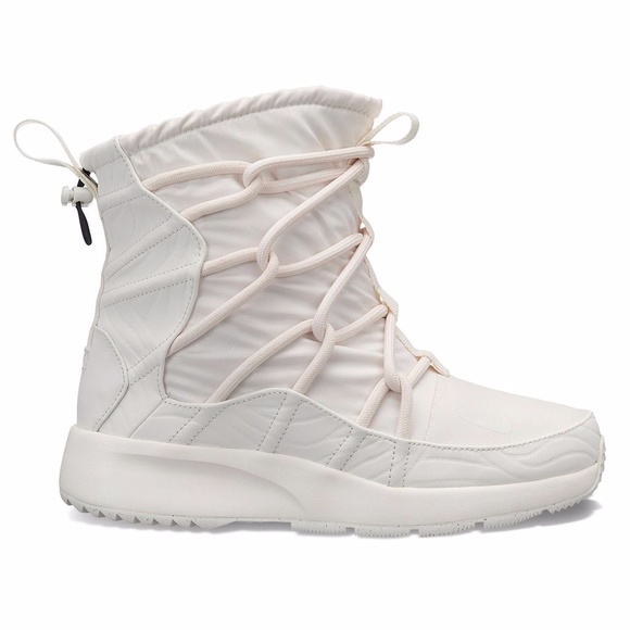tanjun high rise boot